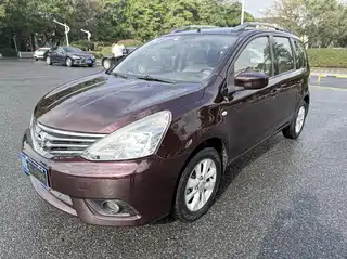 Nissan Livina 2014
