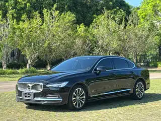 Volvo S90 2024