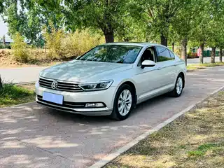 Volkswagen Magotan 2016