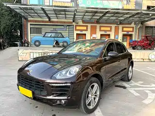 Porsche Macan 2014