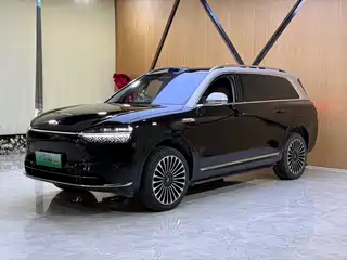 AITO Wenjie M9 2025