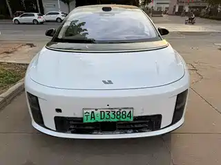 Li Auto Li i8 2025