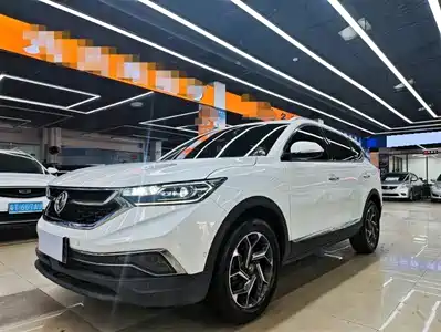 Dongfeng Aeolus Fengshen AX7 2019