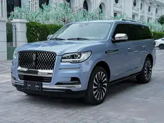 Lincoln Navigator 2022