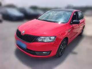 Škoda Rapid Spaceback 2016