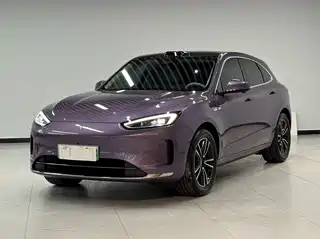 AITO Wenjie M5 2025