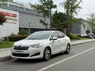 Citroën C4L 2013