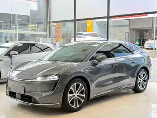 Zhijie Luxeed R7 2024