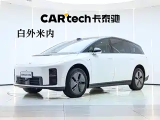 Li Auto Li i8 2025