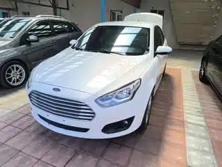 Ford Escort 2014