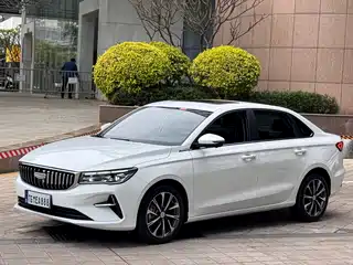 Geely Emgrand 2024