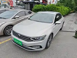 Volkswagen Magotan 2021