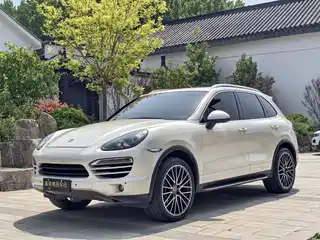 Porsche Cayenne 2012
