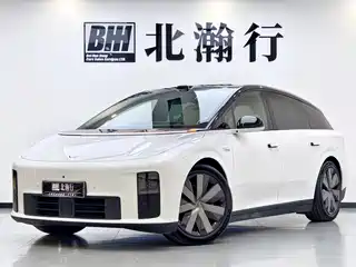 Li Auto Li Auto i6 2025