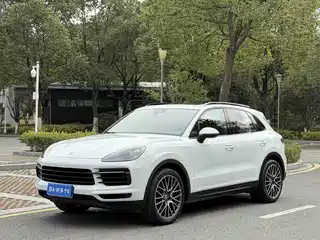 Porsche Cayenne 2020