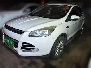 Ford Kuga 2016