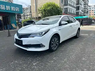 Toyota Corolla Twin Engine E+ 2020