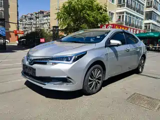 Toyota Corolla Twin Engine E+ 2020