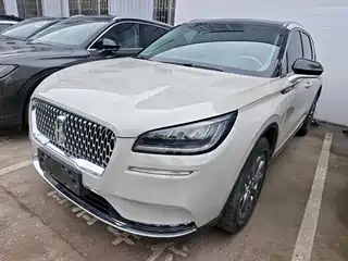 Lincoln Adventurer 2020
