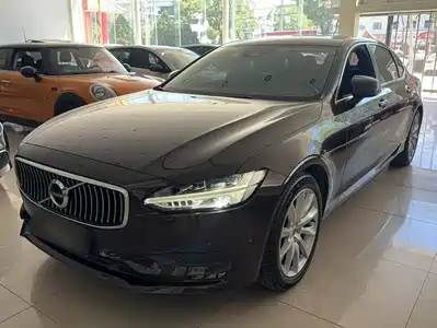 Volvo S90 2018