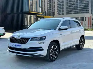 Škoda Karoq 2021