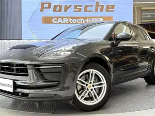 Porsche Macan 2024