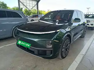 Li Auto Li Xiang L9 2025
