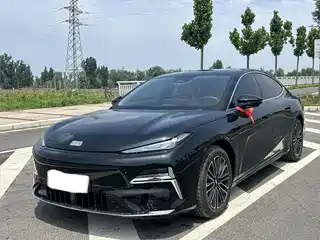 Geely Galaxy Xingyao 8 2025