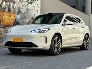 AITO Wenjie M5 2025