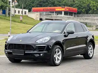Porsche Macan 2015