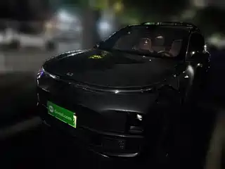 Li Auto L8 2023