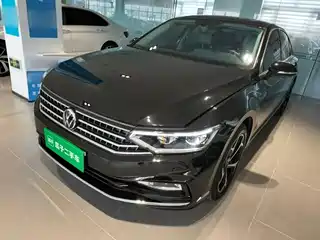 Volkswagen Magotan 2025