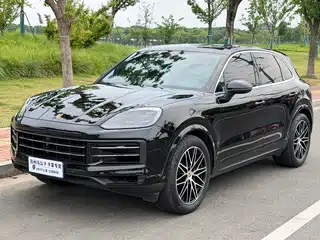 Porsche Cayenne 2024