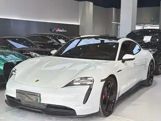 Porsche Taycan 2021