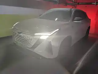 Changan Oshan Z6 EV 2023