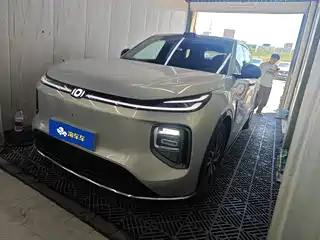 Changan Qiyuan Q07 2025