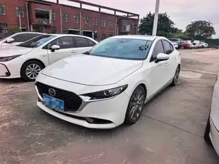Mazda Mazda3 Axela 2022