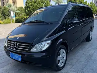 Mercedes-Benz Viano 2011
