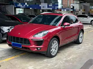 Porsche Macan 2015