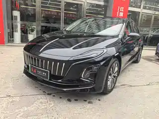 Hongqi E-QM5 2024