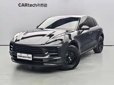 Porsche Macan 2021