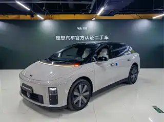 Li Auto Li Auto i6 2025