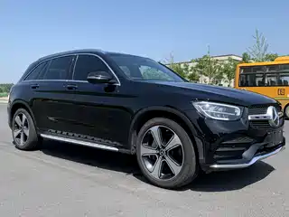 Mercedes-Benz GLC 2023