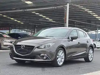 Mazda Mazda3 Axela 2015