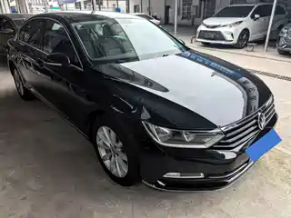 Volkswagen Magotan 2016