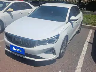 Geely Emgrand 2023