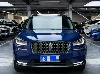 Lincoln Adventurer 2020