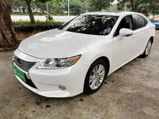 Lexus ES 2014