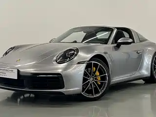 Porsche 911 2023