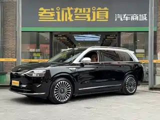 AITO Wenjie M9 2025